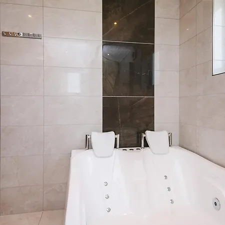 4 Star In Norre Nebel, Cleaning Included * Norre Nebel