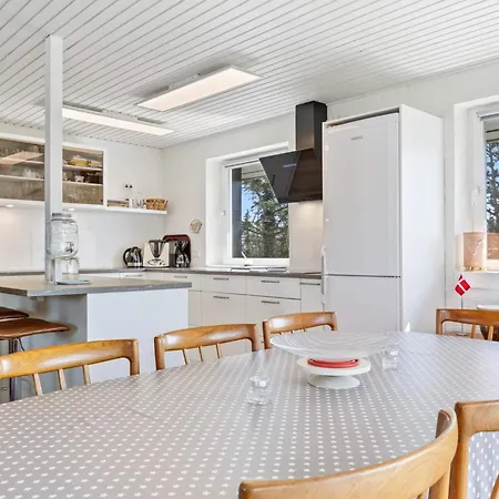 4 Star In Norre Nebel, Cleaning Included *