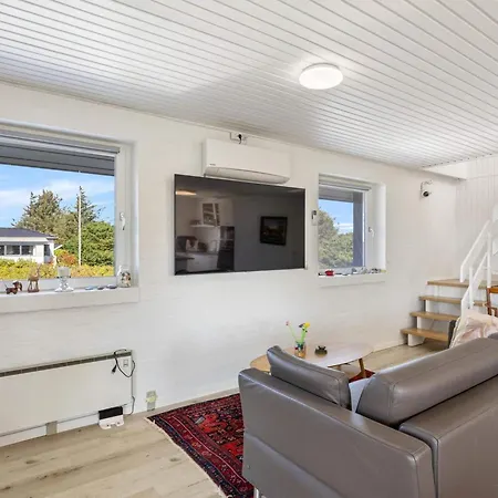 4 Star In Norre Nebel, Cleaning Included